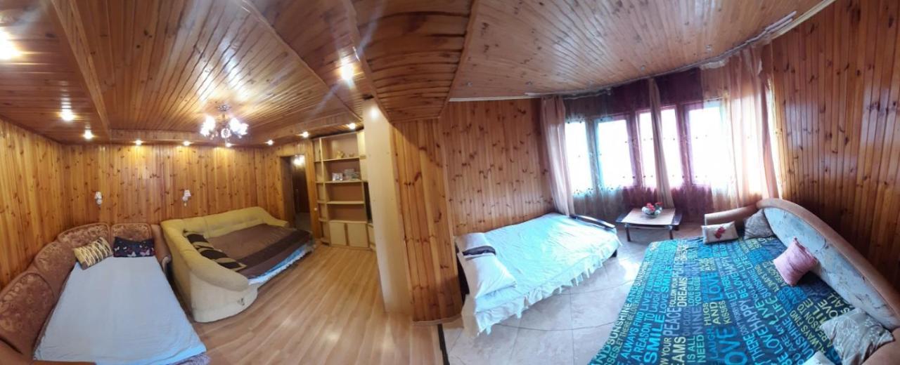 Куренiвський Двiр كييف المظهر الخارجي الصورة