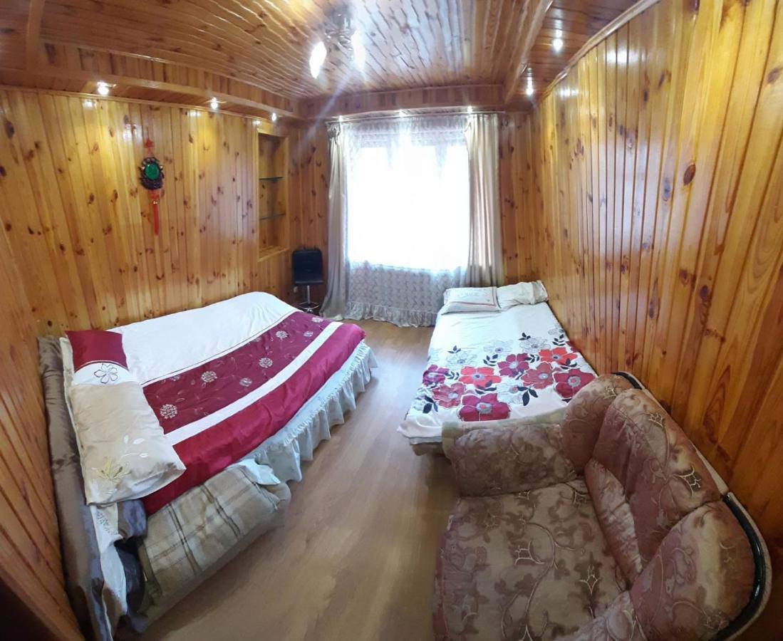 Куренiвський Двiр كييف المظهر الخارجي الصورة