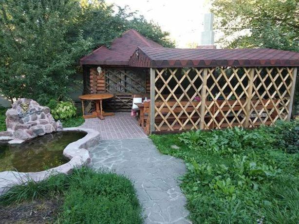 Куренiвський Двiр كييف المظهر الخارجي الصورة